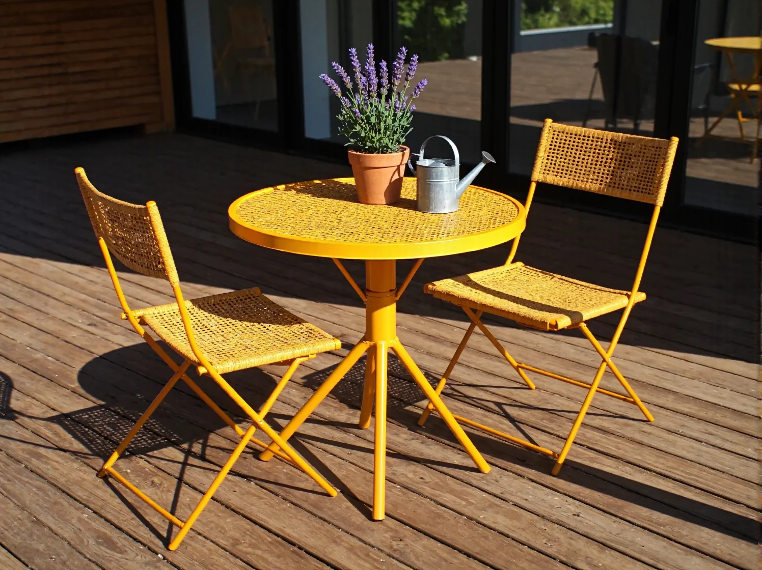 Odnawianie i malowanie starych metalowych mebli do ogrodu